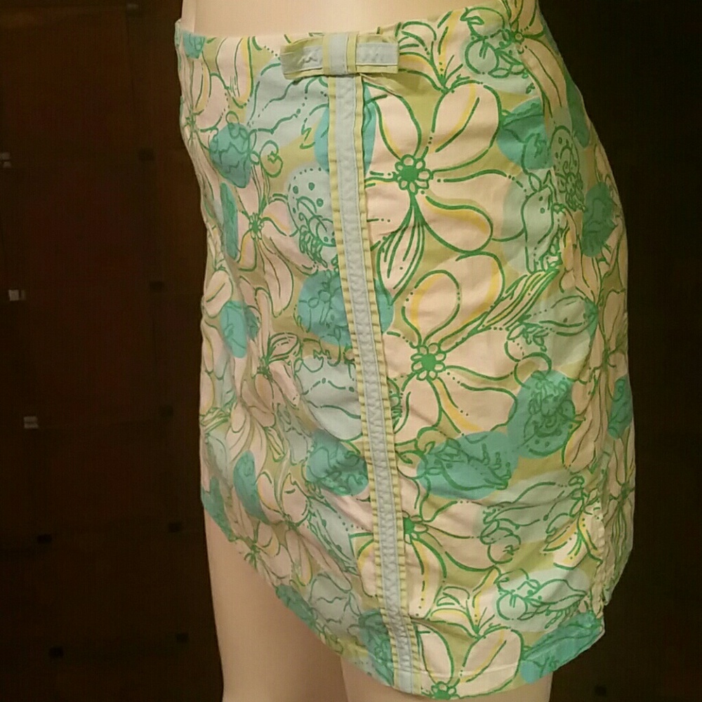 Lilly pulitzer skort - Picture 2 of 4